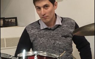 Олег Халиков