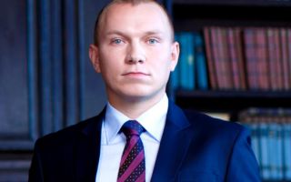 Максим Захаров